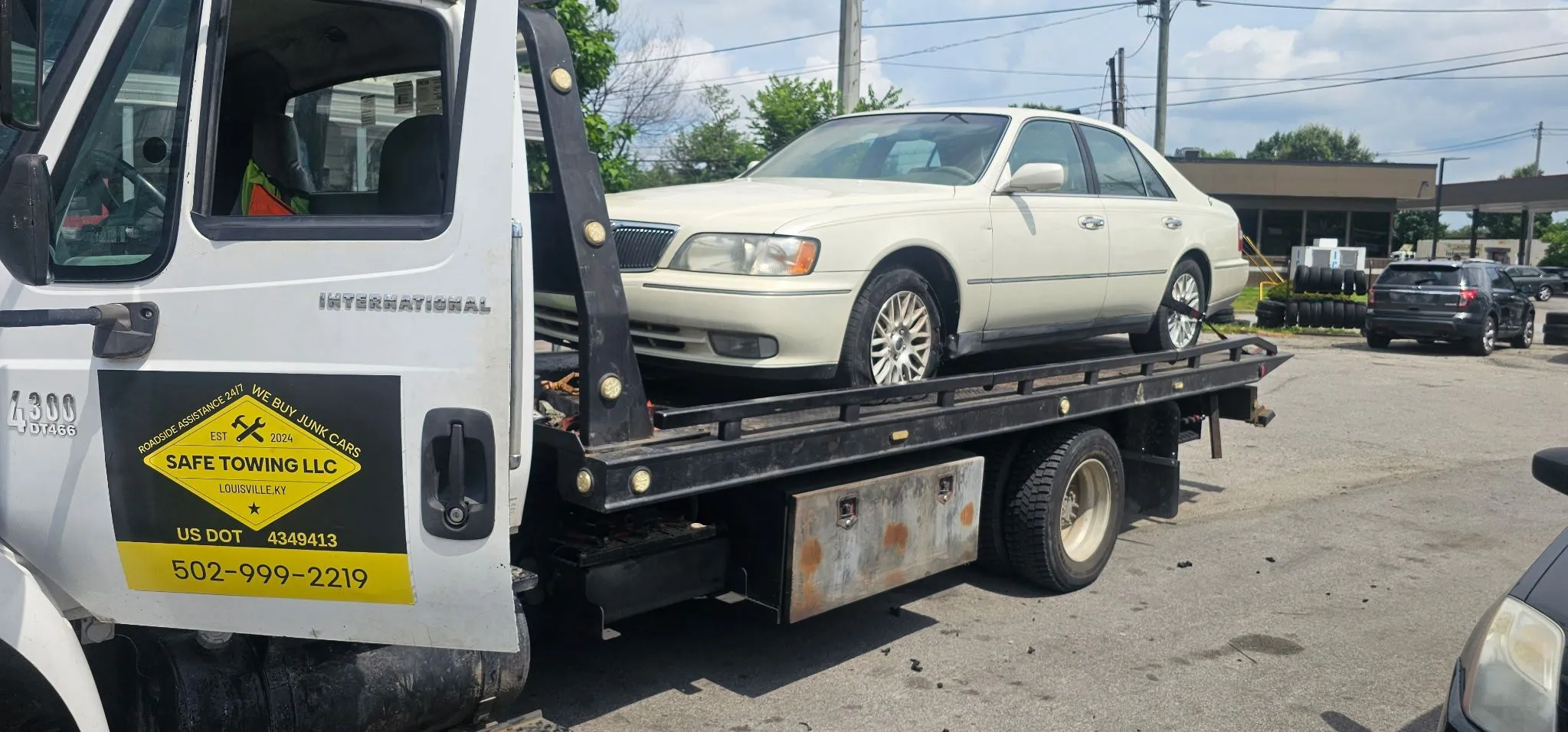 Junk car removal and pickup in Louisville KY